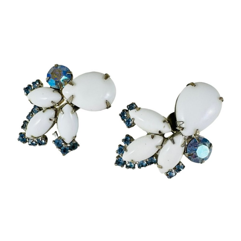 WOW Vintage milk glass white and AB spray clip on earrings. 50s 60s